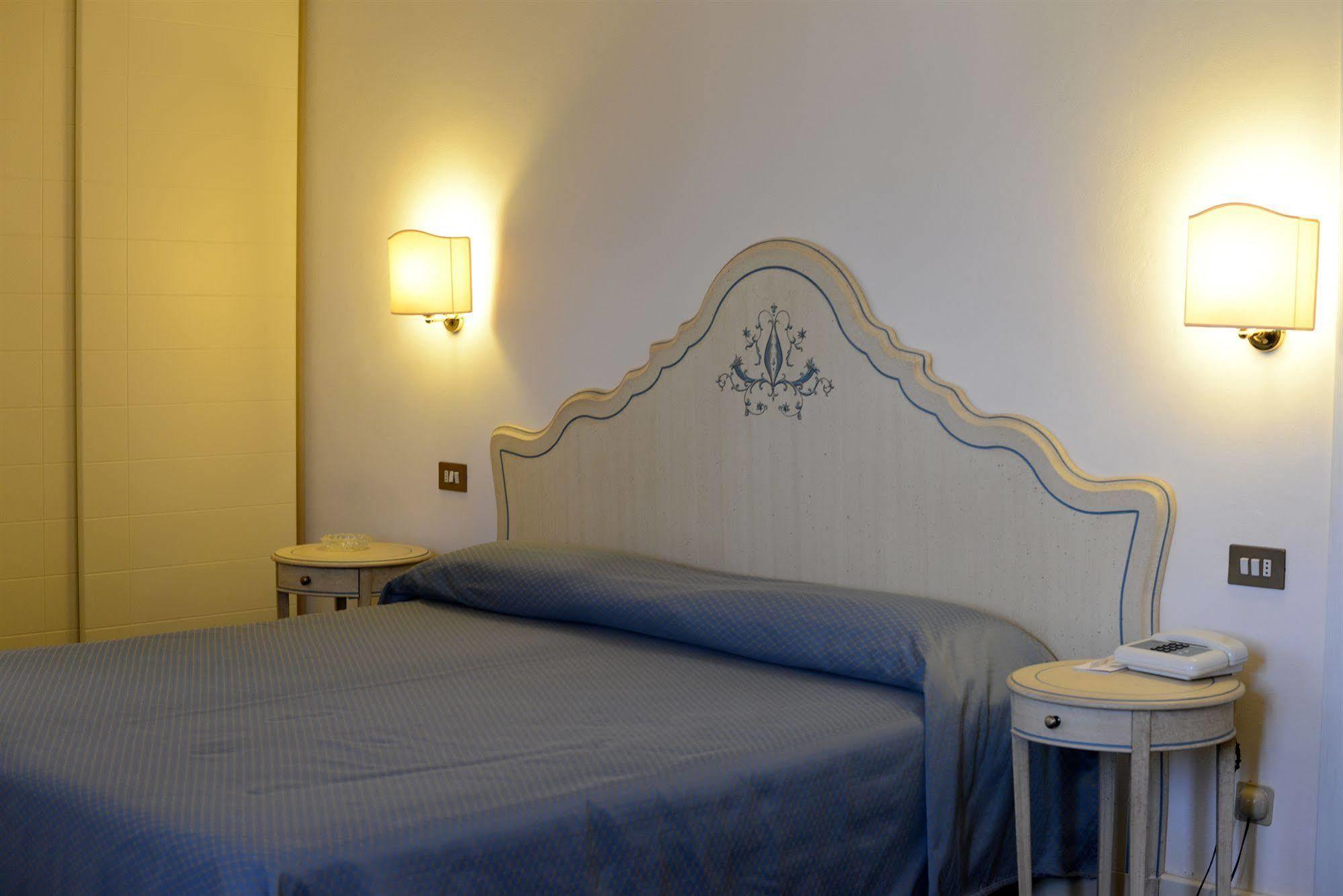Hotel Goya ฟอร์เต เดย์ มาร์มี ภายนอก รูปภาพ